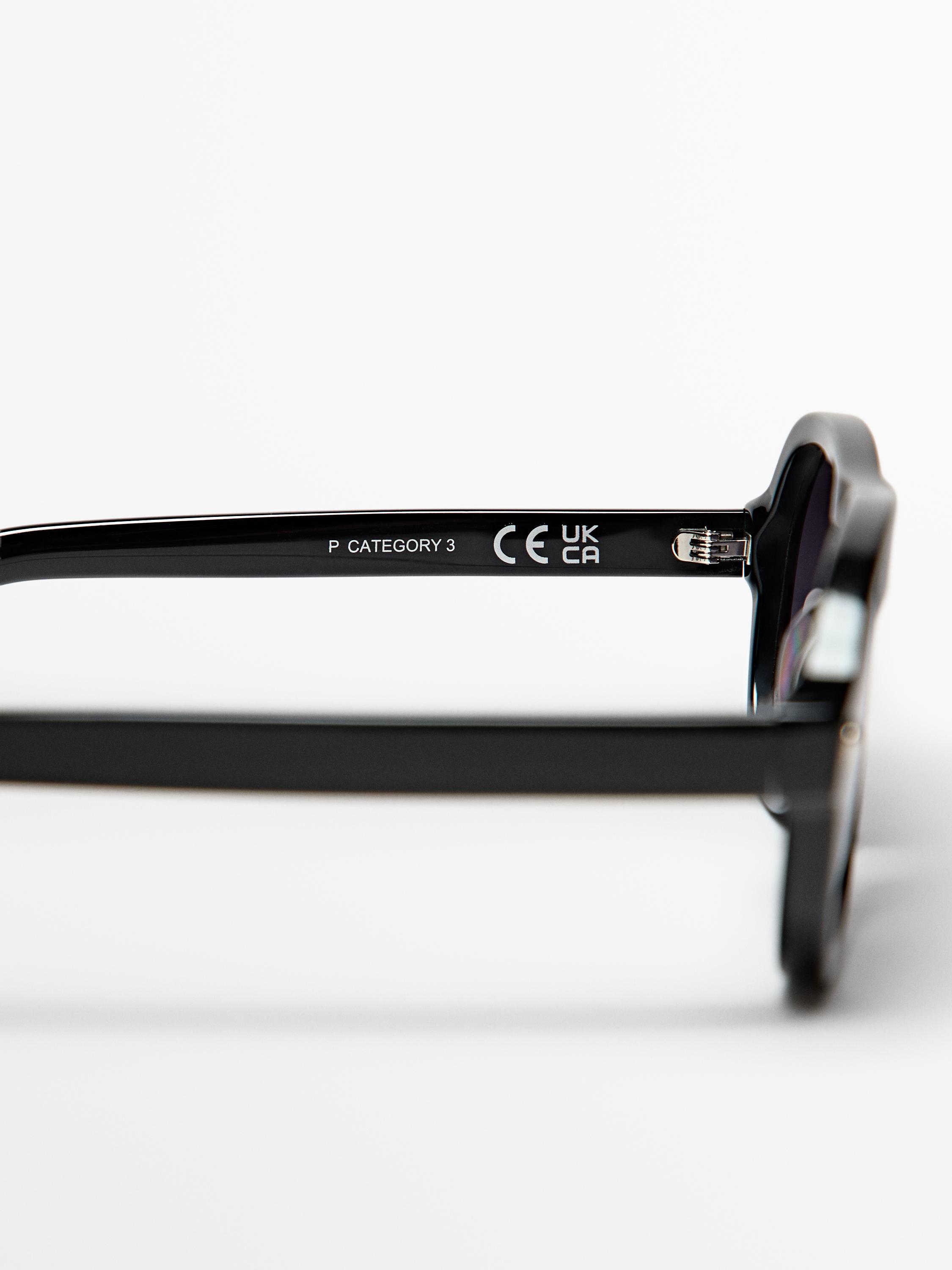 Aviator sunglasses